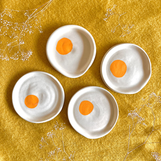 Egg spoon rest