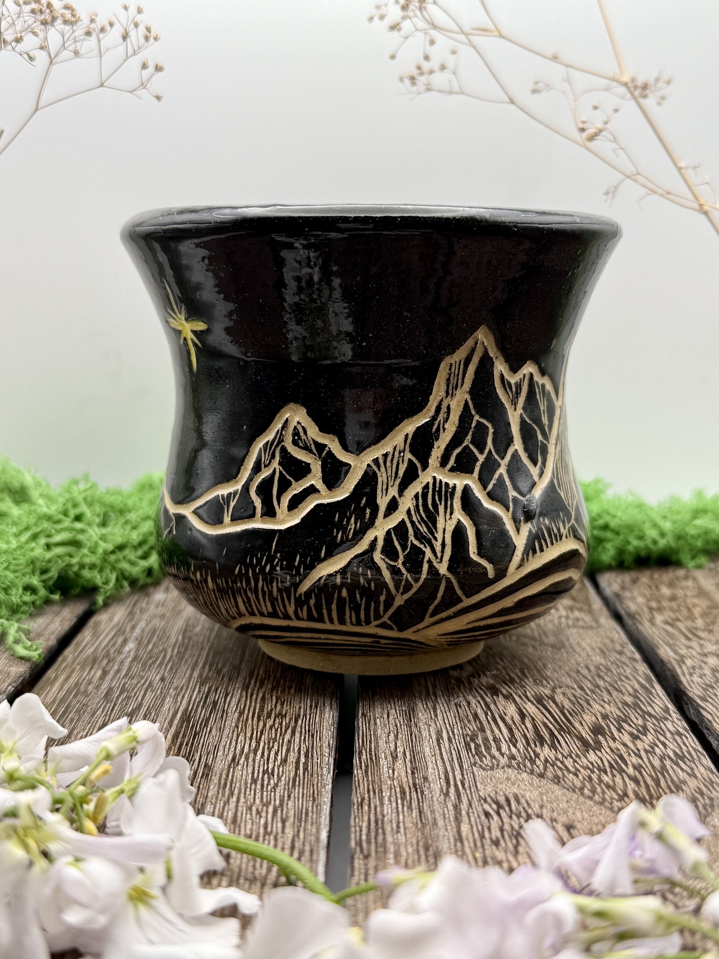 Mountainscape tumbler