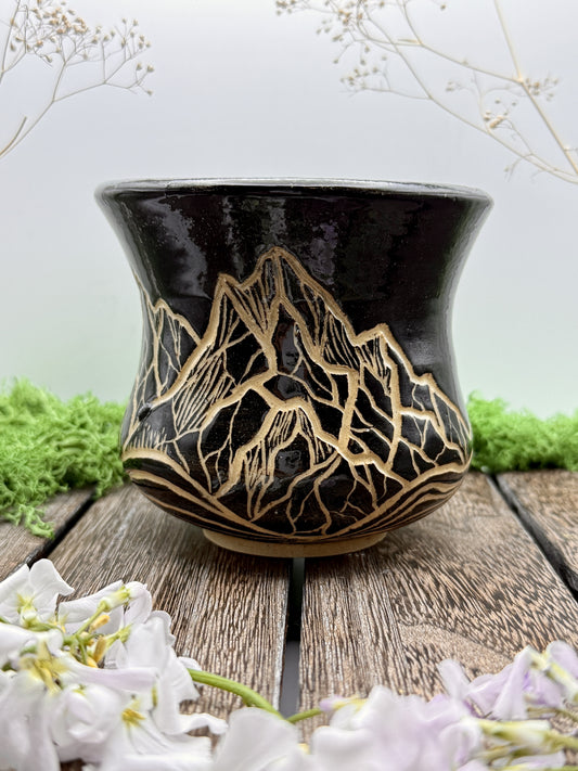 Mountainscape tumbler