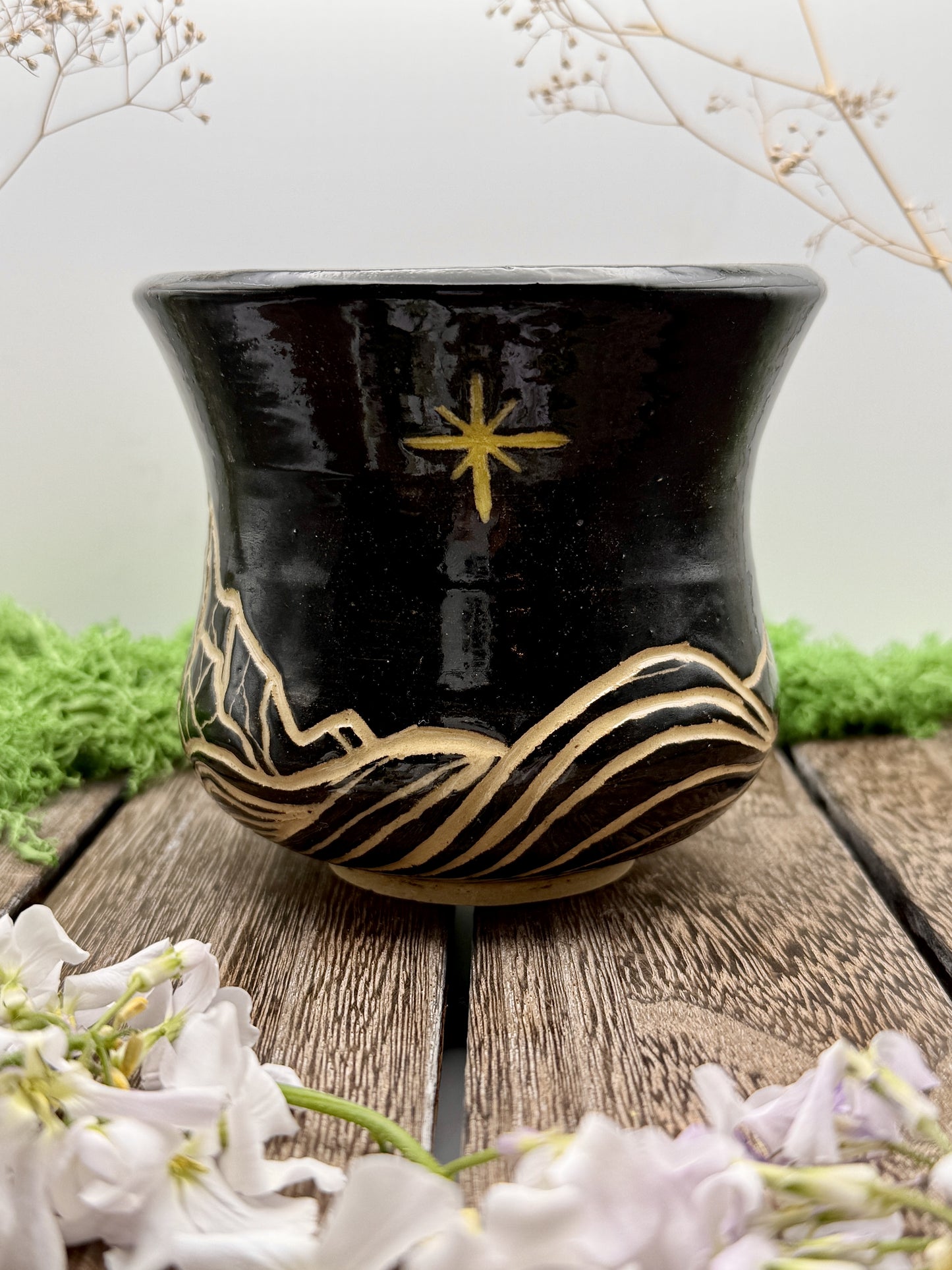 Mountainscape tumbler